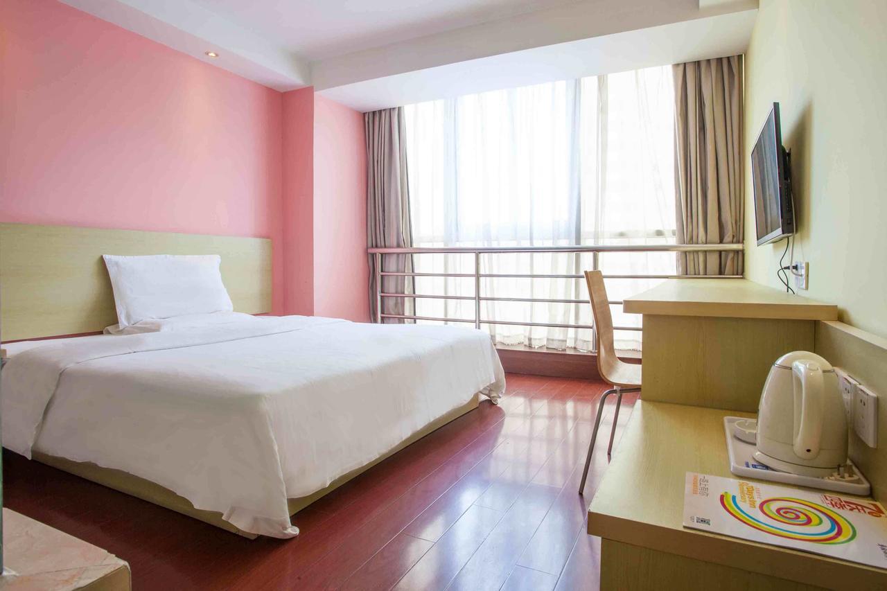 7Days Inn Zhongshan Li He Square Cameră foto