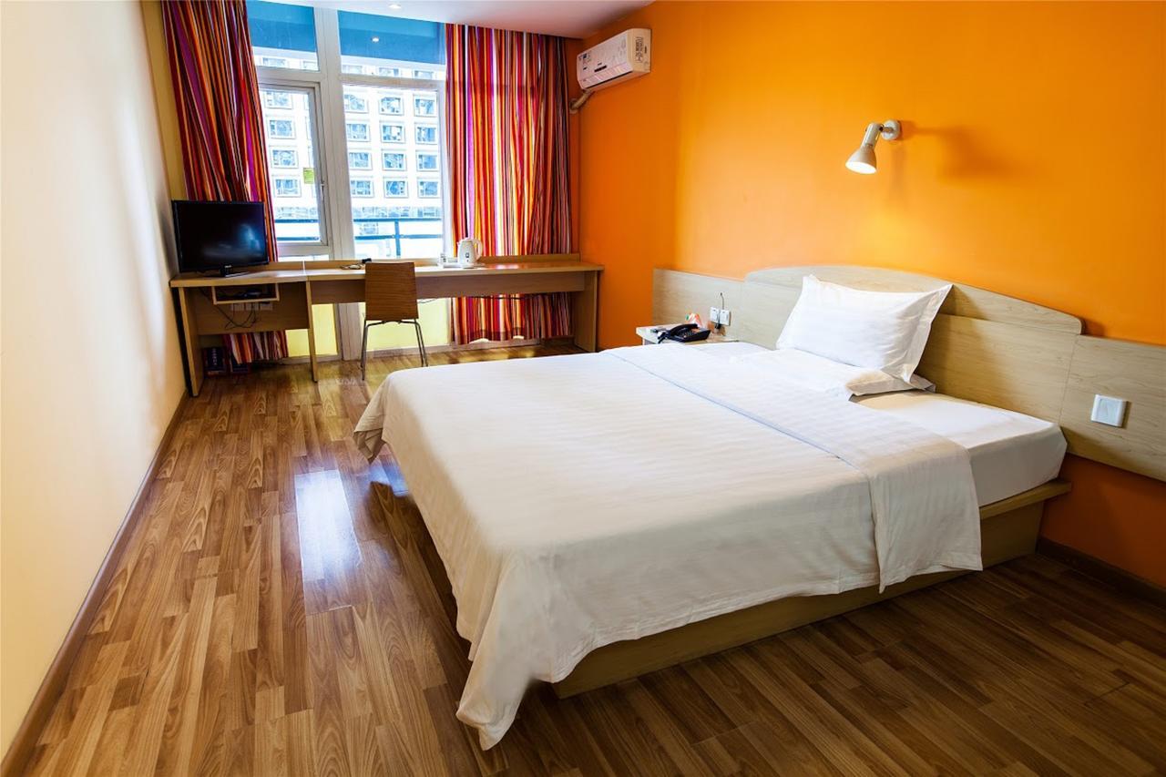 7Days Inn Zhongshan Li He Square Exterior foto